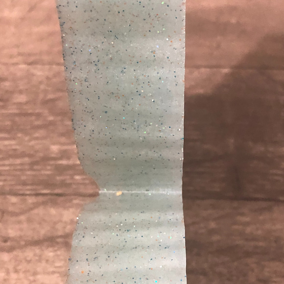 One-of-a-Kind Handmade Leaf Ashtray With Glitter - Picture 3 of 7